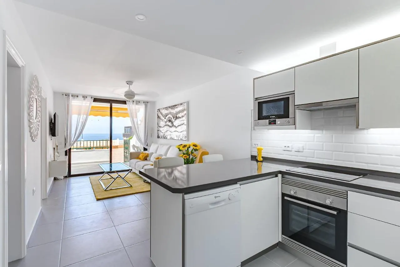 Buenavista Sunflower Apartment In Playa La Arena Puerto de Santiago  Hiszpania